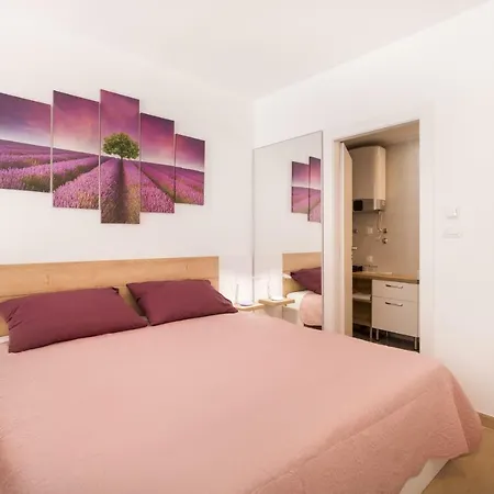 Abc * ドゥブロブニク