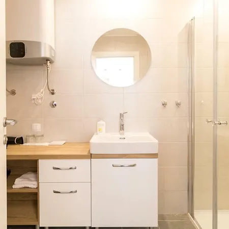 Abc Apartment *